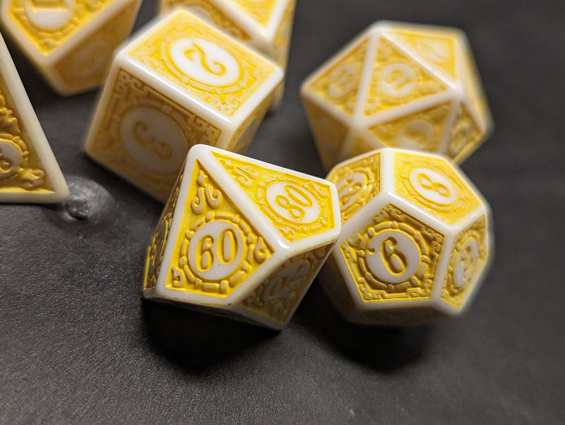 White & Yellow Magic Flame 7-Dice Set DND RPG Dice Yellow Color Fill