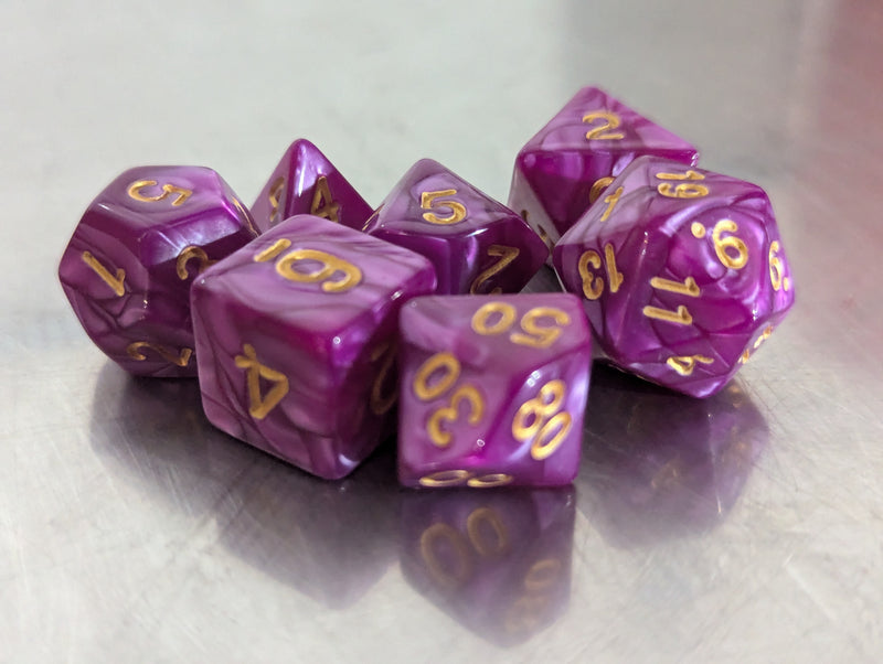 Amethyst Pearl 7-Dice Set: Enchanting Elegance for D&D Adventures