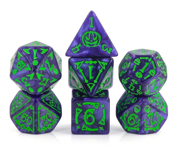 Witch’s Hex – Halloween Haunt 7-Dice RPG Set (Pearl Purple with Green Inking)