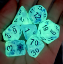 Midnight Frost: Deep Blue Snowflake D&D 7-Dice Set w/Snowflake Emblem