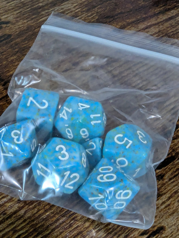 Chessex POD Set ; Blue with White numbers 7-Dice Set