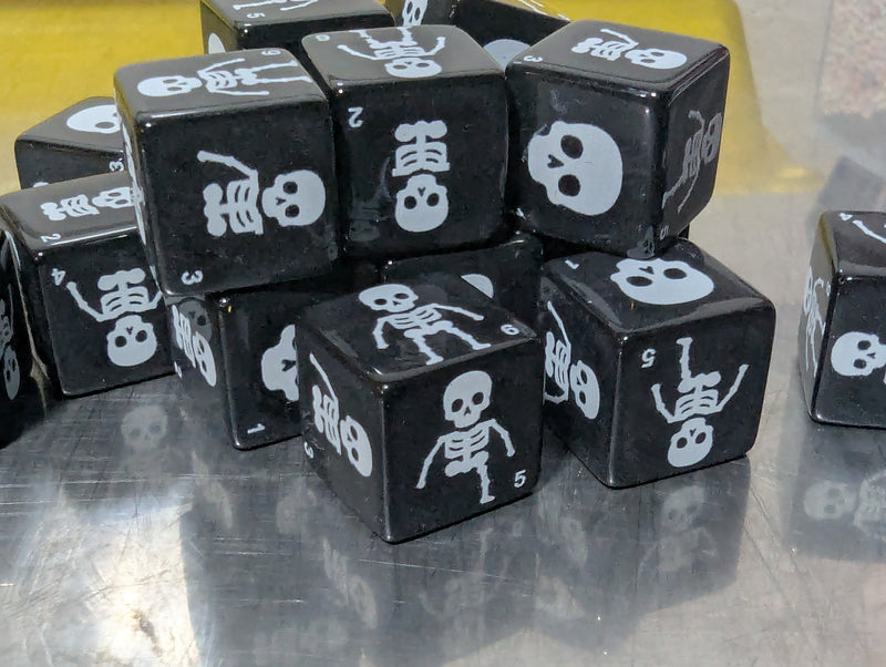 Skeleton Build-a-Bone Dice – 16mm Black D6 (Sold Per Piece)