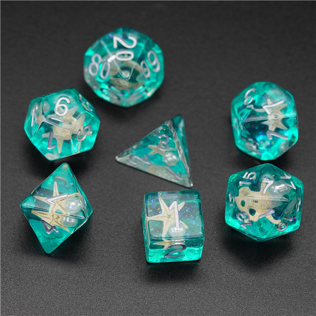 Starfish & Pearl Floating in Green Glitter 7-Dice Set