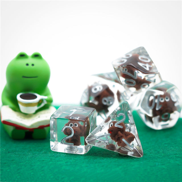 7-Dice RPG DND Dice set brown dog Inclusion