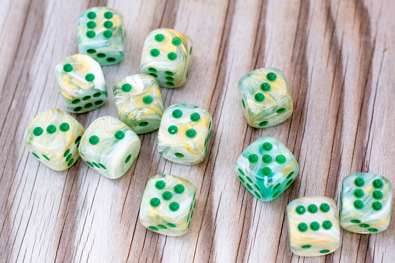 Marble 16mm d6 Green/dark green Dice (sold per die)