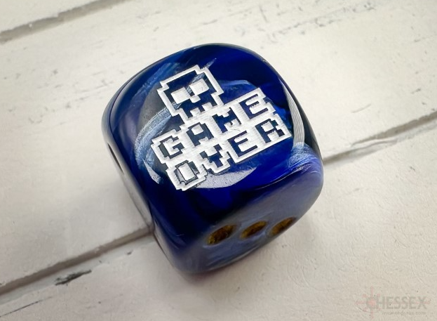 GAME OVER Pixel d6 (Dice colors are filled at random) | Pipped Dice 16mm